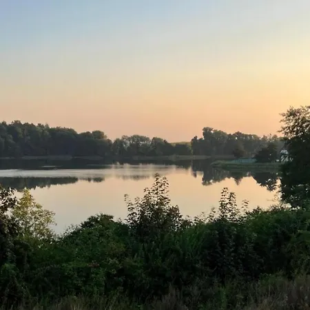 Villavilla 769 - Trams Am See, Deutschland